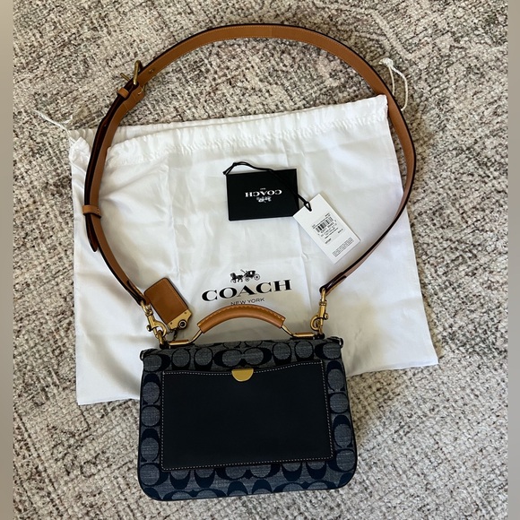 Coach Blue Shoulder Bag with Signature Design - Picture 10 of 14